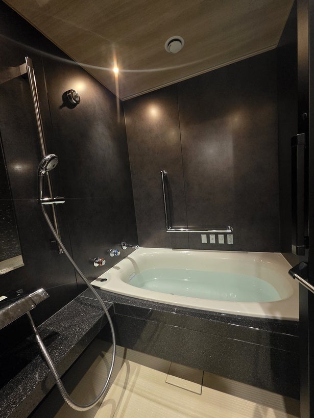 「いつものお風呂が、ここまで変わるとは…！」最新バスルーム体験レポート