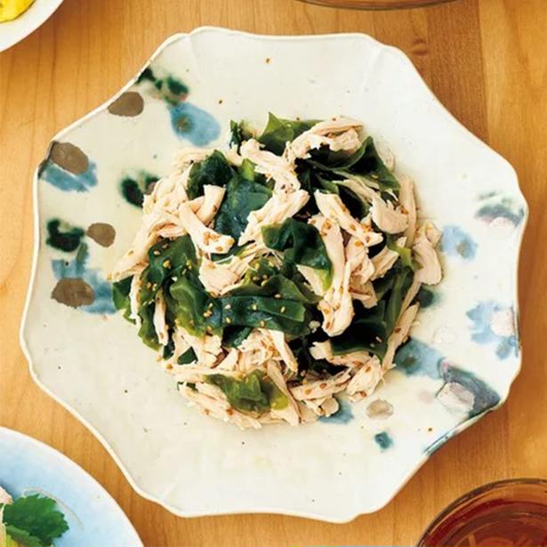 たんぱく質をプラス！そうめんと一緒に食べたい「蒸しどりわかめナムル」