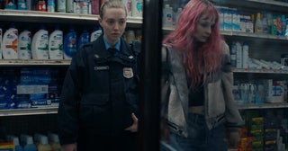 『ロング・ブライト・リバー』主演＆製作総指揮アマンダ・サイフリッドのインタビュー映像が解禁