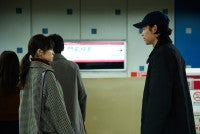 松村北斗×今田美桜『白鳥とコウモリ』登場人物たちの多面的な表情を切り取った新規場面写真解禁