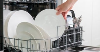 「食洗機で洗った方が水道代が安い」って本当？ 手洗いより本当に節約になるのでしょうか？