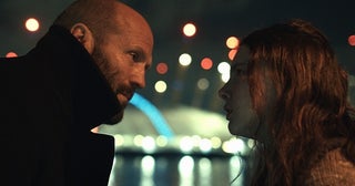 殺人マシンはお休みだ――ジェイソン・ステイサムが少女を守るために戦う「シェルター」の新場面写真解禁！