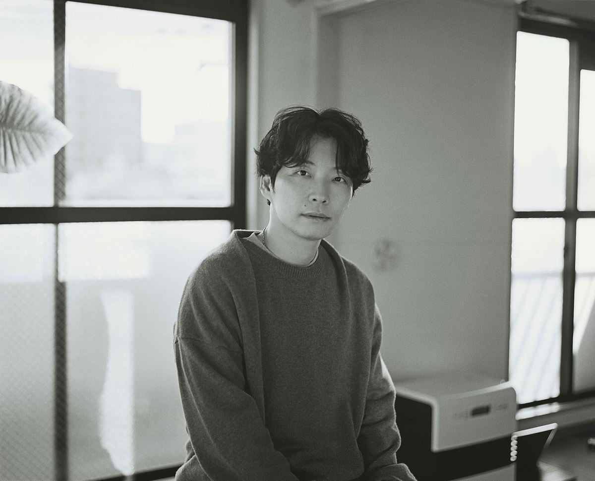 星野源、MVの舞台裏(BTS)トーク動画を公開監督を務めたARuFaとの対談で制作の裏側を語る
