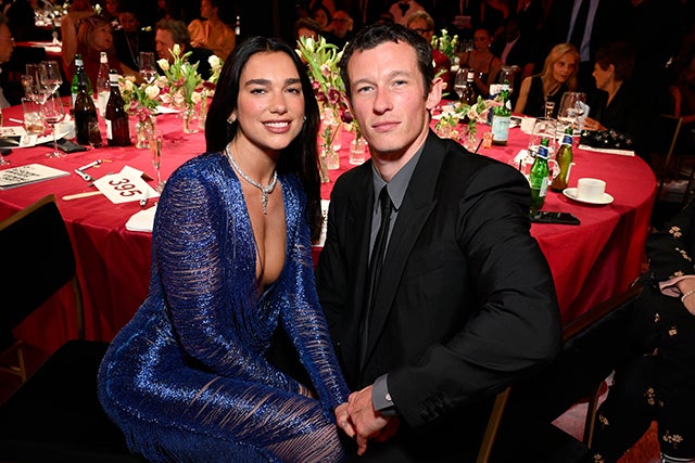 デュア・リパ＆カラム・ターナーが結婚