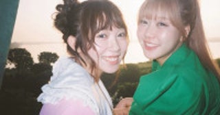 2人組YouTuberむくえな、10周年を記念したスタイルブックを発売テーマは「親友としたい10のこと」