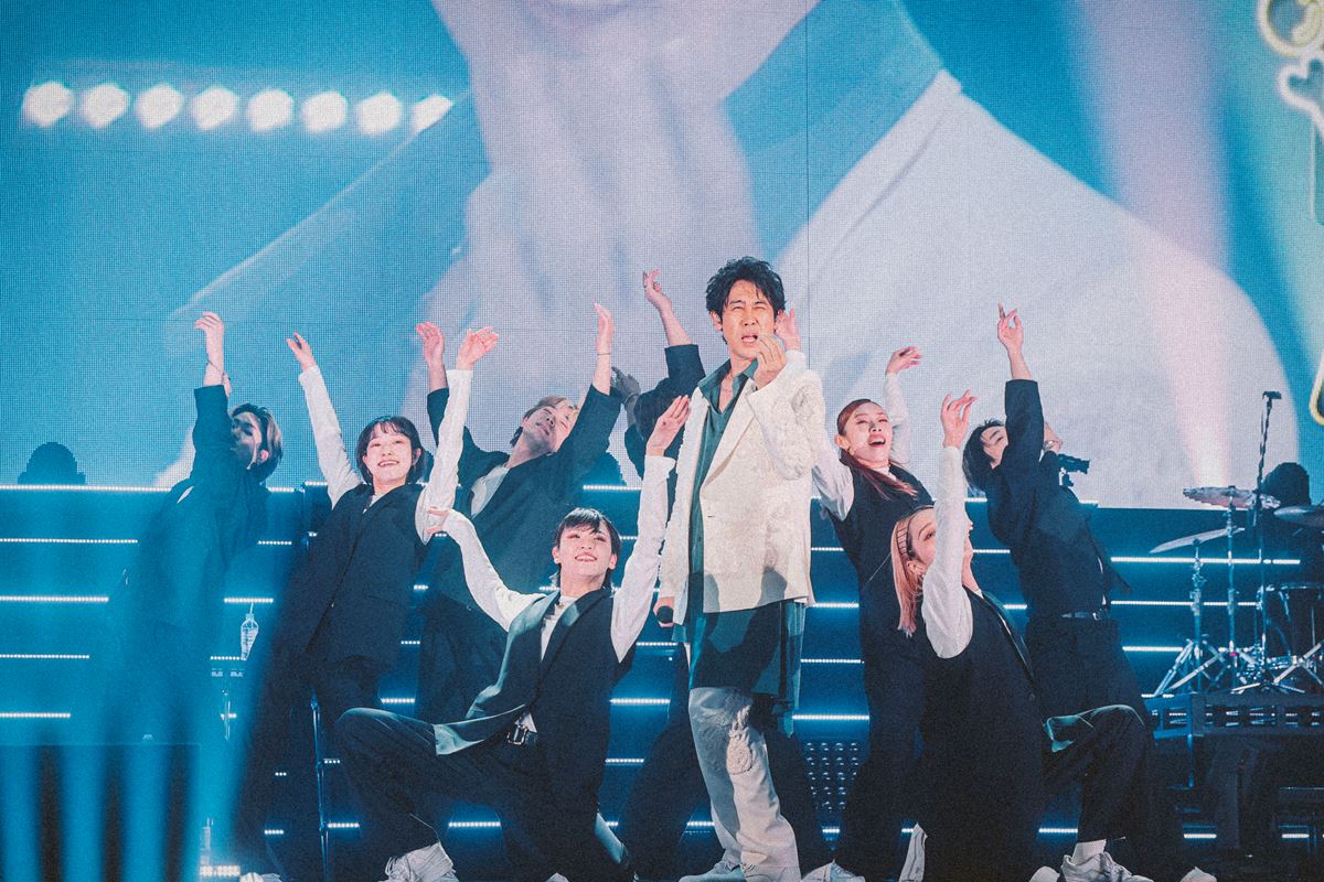 大泉洋、“リベンジ”の名のもとに歌いまくる！ 初のアリーナツアー『芸能生活30周年記念！！大泉洋リサイタル２-リベンジ-』開幕