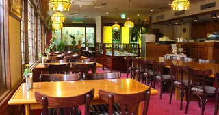 レトロ純喫茶の若者人気に戸惑うおじさんたちの"言い分"