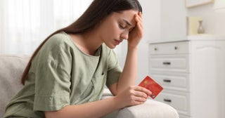 夫が私名義のクレジットカードで、勝手に「20万円」キャッシングしていました…。家族でも不正利用になるのでしょうか？