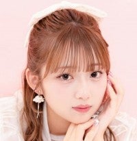 辻希美の17歳娘、サンタコスに衝撃「マジで可愛い」手作りクリスマスケーキもパティシエ級