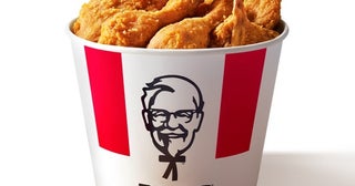 【11月21日はフライドチキンの日】KFC創業者、カーネル・サンダースの立像の秘密とは？2025年で日本上陸55周年