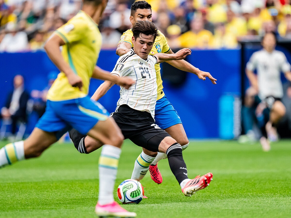 【ワールドカップ】サッカー日本代表は「まだ強豪国と渡り合えるレベルじゃない」ブラジル戦敗戦の責を田中碧ひとりが負う必要はない