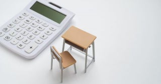 ママ友に「奨学金借りないなんてお金持ち」と言われビックリ！ 娘の大学のために“週5でパート”しているのですが、今は子どもが「自分で奨学金を借りる」のが当たり前なんですか？ 利用者の推移も確認