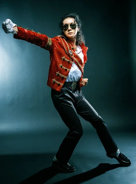 MJ（マイケル・ジャクソン）完コピに人生を賭けた芸人、マイコーりょうが語り尽くすMJの偉大さとモノマネ裏話「ジャニーズでマイケルのダンスが一番うまかったのは......」