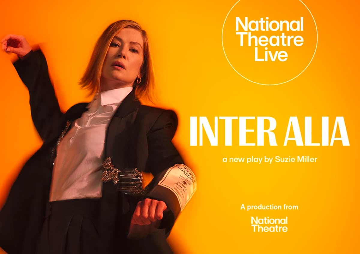 ナショナル・シアター・ライブ『インター・エイリア』12月26日（金）日本公開