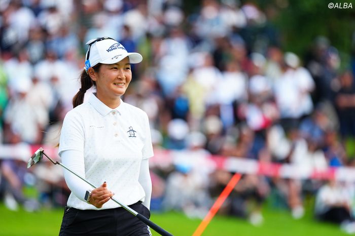 神谷そらが連覇に王手佐久間朱莉ら2位、渋野日向子は予選落ち