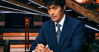 極限下の98分！ 阿部寛主演、メディアの報道姿勢にも切り込む『ショウタイムセブン』──【おとなの映画ガイド】