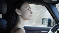 子ども2人出産後に離婚…人気モデル40歳を襲った苦悩「『一生一緒にいる』って思い込んでいるから…」