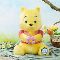 『くまのプーさん』ナムコ限定プライズ登場へ！100周年を記念した「スーパーラージぬいぐるみ」など展開