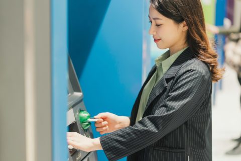 親から「住宅資金」を援助してもらいましたが、税金面が心配です。銀行振り込みで受け取るだけでも課税対象になるのでしょうか？
