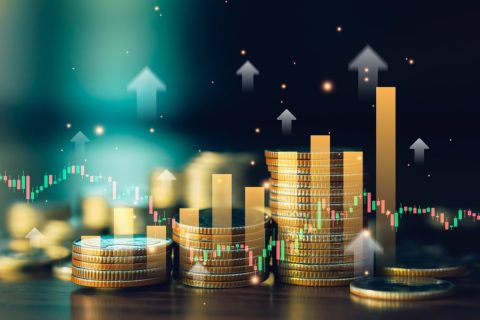 【2026年】日経平均が“上半期”は「約35％」上昇！ 友人に預金を「半年で200万→270万円に増やした」と聞きうらやましいですが“今から投資は遅い”ですか？ 値動きを振り返り