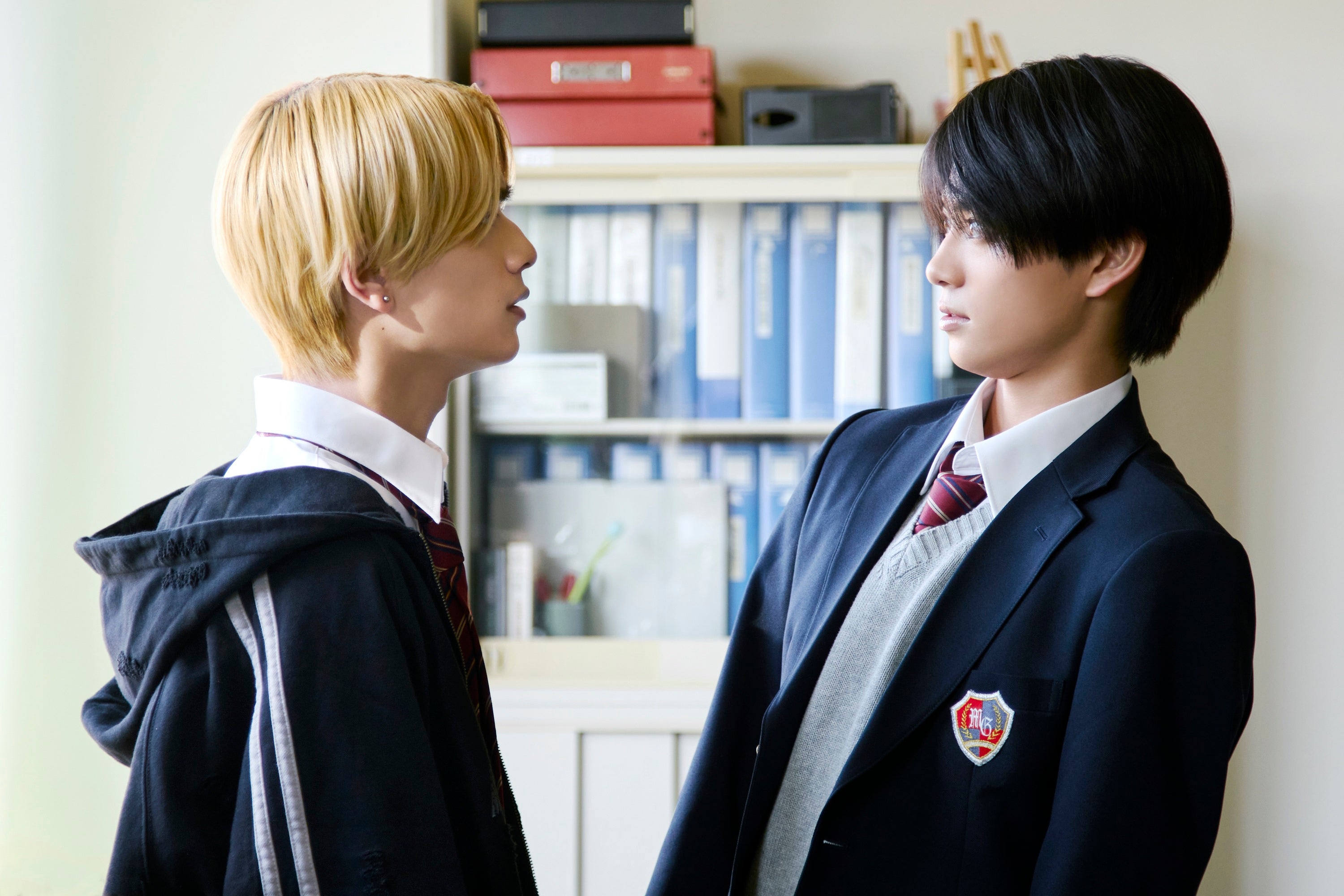 高橋恭平主演「山口くんはワルくない」新場面写真＆恋の“ライバル”石崎役、岩瀬洋志の新映像
