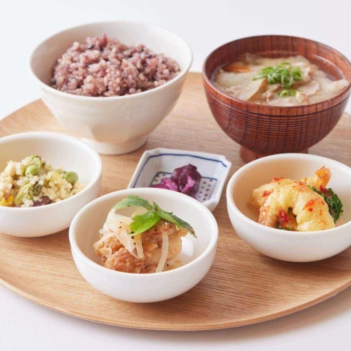 ALL3,000円！渋谷で女子会におすすめのカフェランチ3選。メッセージプレートでお祝いも
