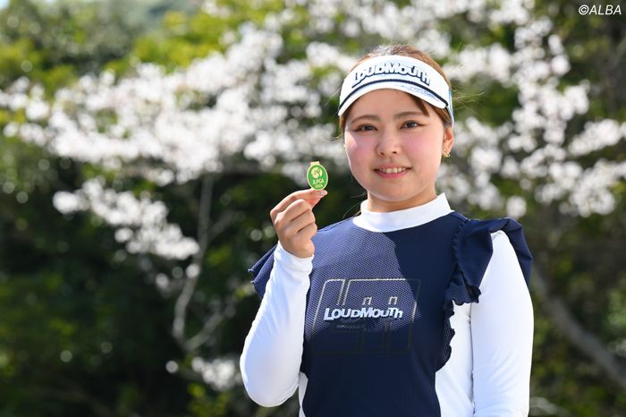 米国生まれの前多愛と黄金世代の鳴川愛里がデビュー戦で予選通過初賞金の使い道は…