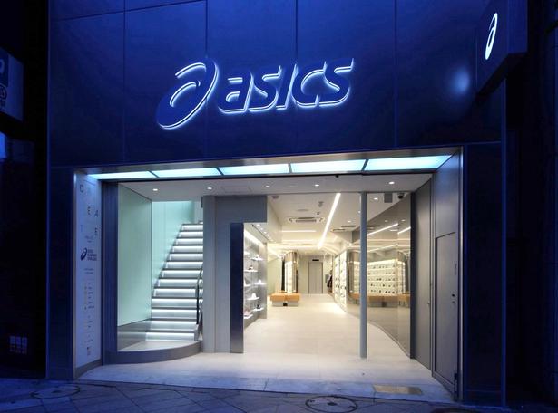 東京・新宿で自分だけの1着が作れる！アシックス直営店初、ウェアをカスタマイズできる「ASICS CREATE」を体験してみた