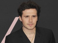 ブルックリン・ベッカム、不仲の実家家族に反撃？ 「ごめん、聞こえない。忙しくって」