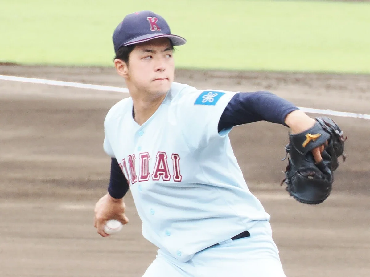 【大学野球】ドラフト戦線に新たな主役出現 青学大・鈴木泰成も認めた近畿大の154キロ右腕・宮原廉が"上位指名確実"と言われるワケ