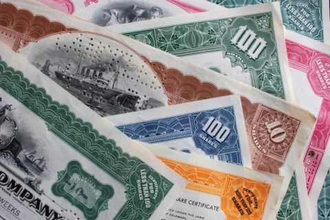 実家を片付けていたら、祖父名義の株券が出てきました。今でも価値はあるのでしょうか？