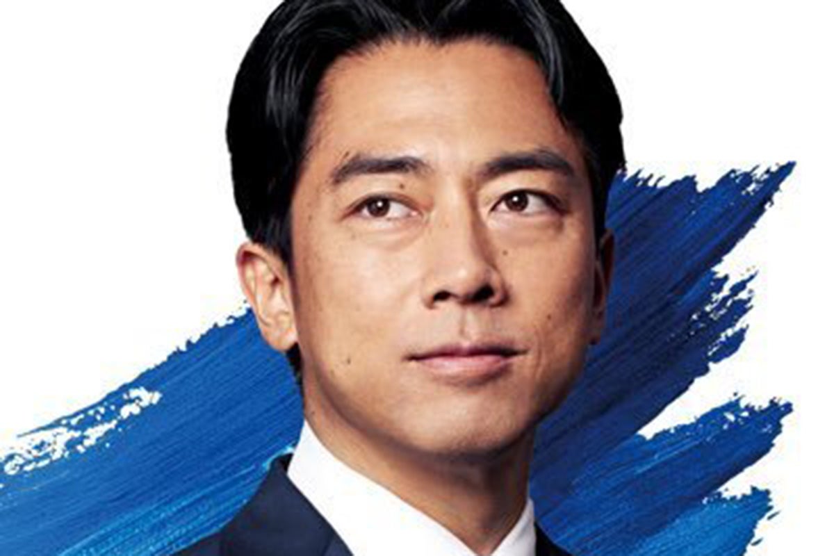 「なぜこの2人が…？」小泉進次郎氏“人気お笑い芸人”とW杯観戦に衝撃の声！繋いだ「意外な人物」