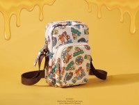 『くまのプーさん』の“雑貨コレクション”が新登場！レトロポップな総柄エコバッグなど展開へ