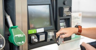 同じ地域なのに、「ガソリン価格」が店ごとにかなり違います。なぜこんな”差”が生まれるのでしょうか？