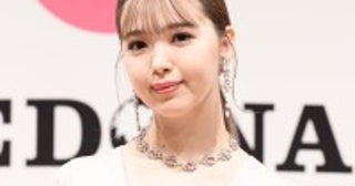 藤田ニコル、抱っこ紐で第1子とお出かけ「なんて幸せなお写真」「お母さんだなんて思えないかわいさ」