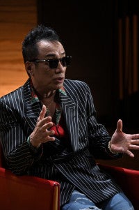 歌手活動48年の長渕剛に迫るスペシャル番組7.27放送決定ライブ制作現場での貴重映像も！
