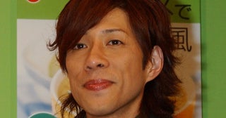 「どんどんきれいになってくね」57歳“小室ファミリー”性適合手術、戸籍変更…誕生日投稿で見せた近影にネット衝撃