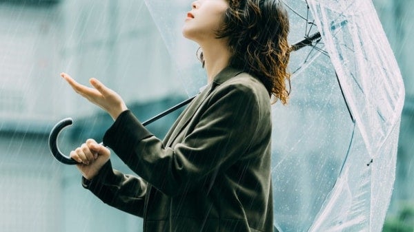 【夢占い】台風の夢は不吉？被害・シーン別、台風の夢の意味10選