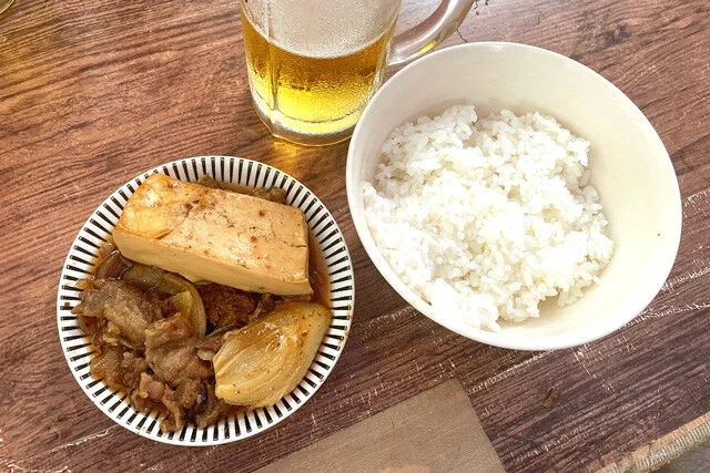 【牛煮込み&ライス】浅草ホッピー通りの老舗「正ちゃん」の煮込みにライスをかっこむ夏の日：パリッコ『今週のハマりめし』第251回