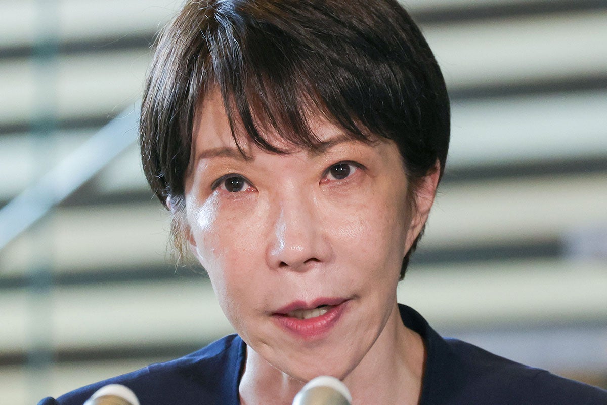 「初めて見た」高市首相 国会中継に“カメラ目線”答弁で驚きの声…中傷動画＆サナエトークン問題を全否定も“長すぎる”答弁に野党議員は「何をべらべら」と苦言