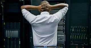 ChatGPTへの質問は“Google検索の10倍”の電力消費。「便利さの代償」で砂漠のシャワーが出なくなる残酷な裏側
