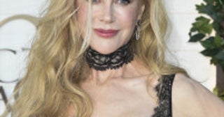 ニコール・キッドマン、黒レースドレスで妖艶なルックアトリエ ヴェルサーチェまとう