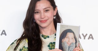中条あやみ「自分が自分の一番の味方になってあげることがすごく大事」初のフォトエッセーで伝える“明日へのことば”