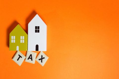 “評価額1500万円”の実家を親から「タダ」でもらったら、税務署から“数百万円”の請求がきた！ 家族間の「タダであげる」が引き起こす“贈与税の罠”とは？