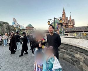「27歳でパイプカットしました」SNSで話題の芸人を直撃。子ども3人、妻の提案で決断。痛みと術後の経過も