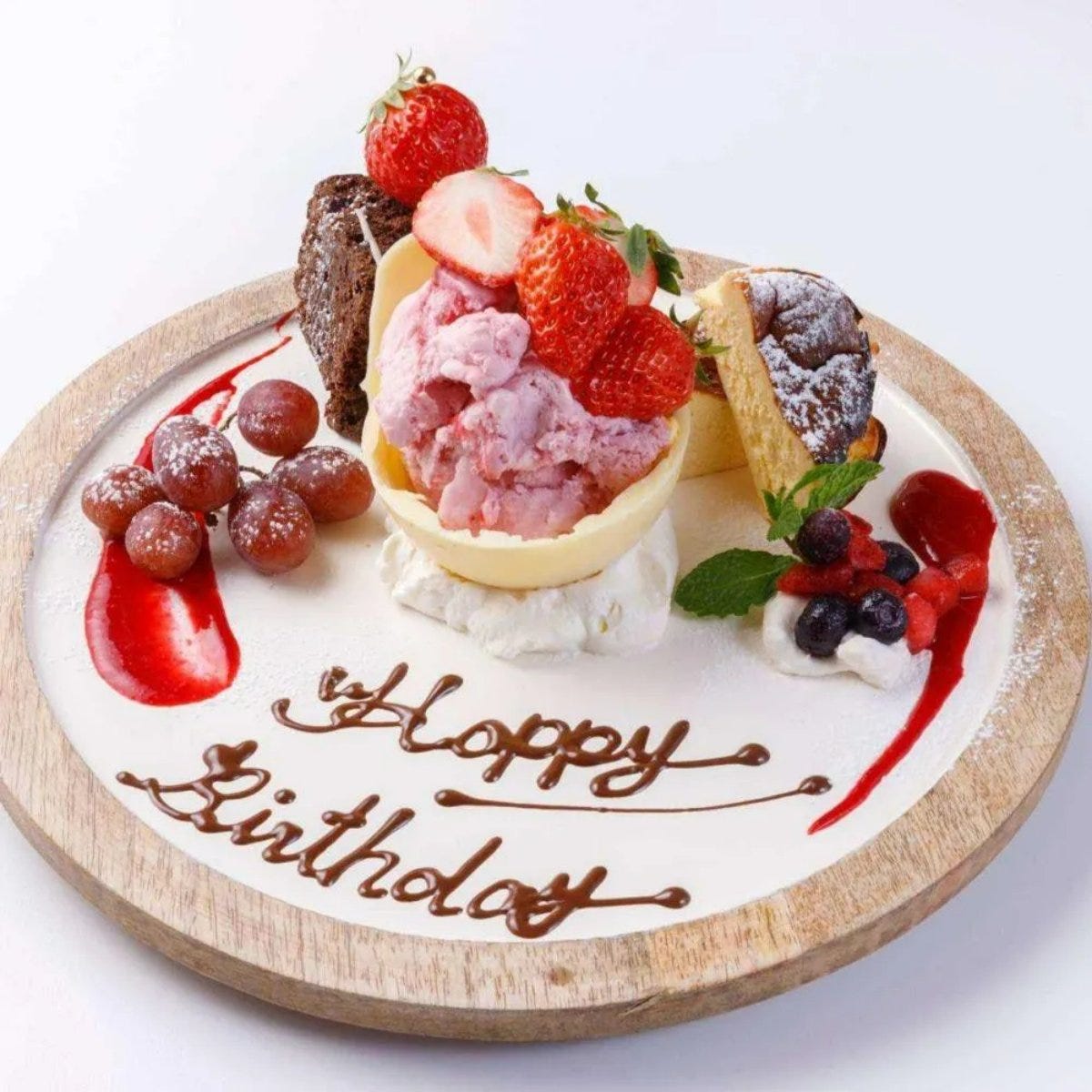 新宿で友達の誕生日ランチに！4,000円台以下でメッセージプレート付きおしゃれレストラン4選