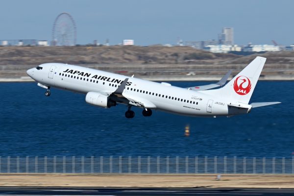 JAL、中国本土5都市発着の特典航空券を半額に