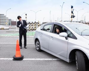 高学歴な人ほど落ちやすい？教習所の技能試験で“何度も失敗する人”の特徴を「元教官」が分析