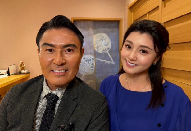 市川右團次、藤原紀香と“筋子”握りに大喜び「濃厚で大好き」小肌と新子の食べ比べにも感動＜今宵、町寿司で＞