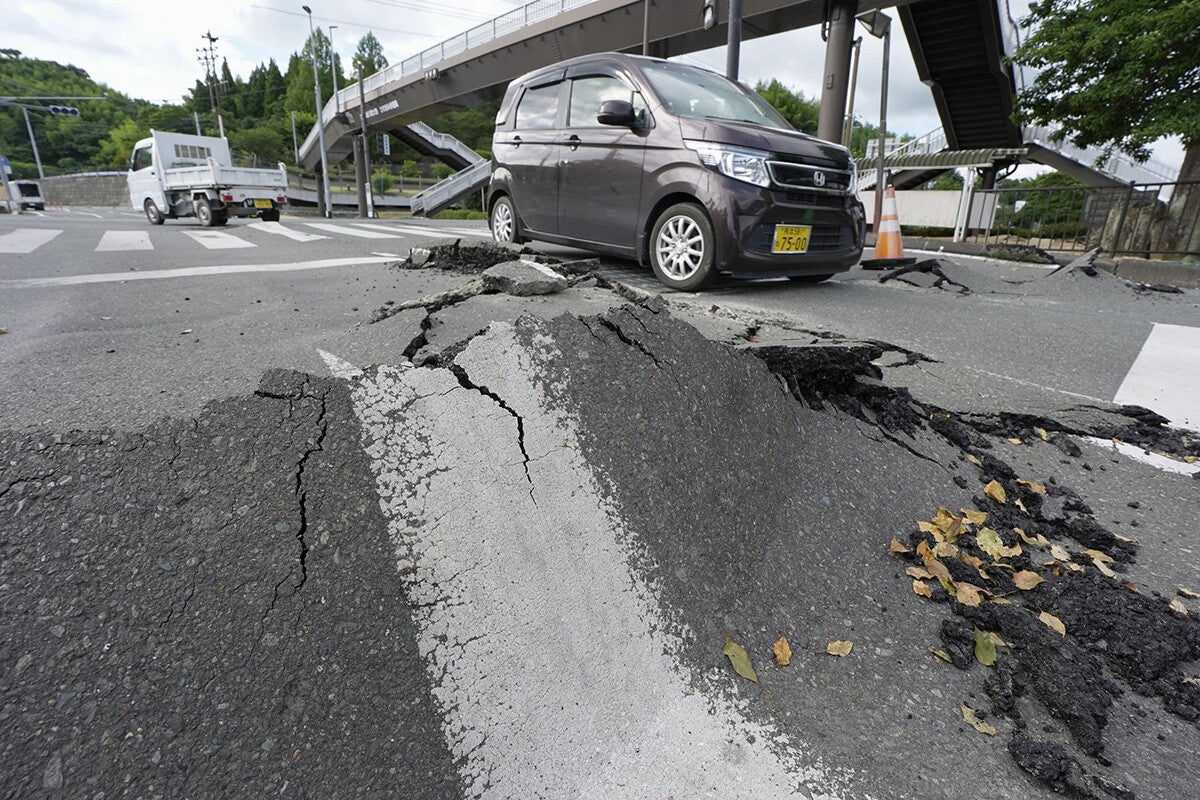 必読!!巨大地震発生時のクルマ＆バイク緊急対応術を徹底解説
